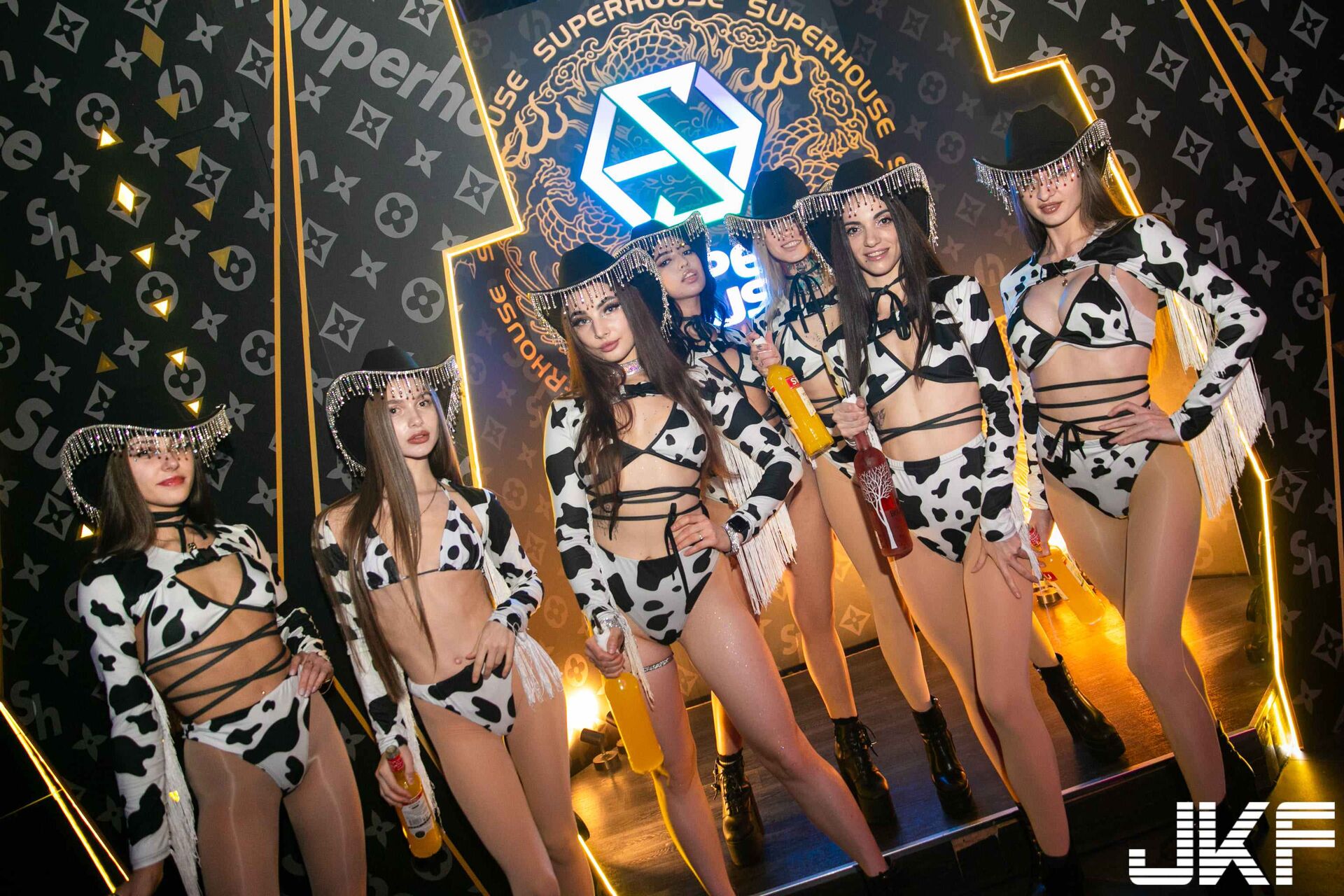 Super House我佛慈𝐁𝐚𝐬𝐬超渡法會 X JKF女神之夜 的活動圖片